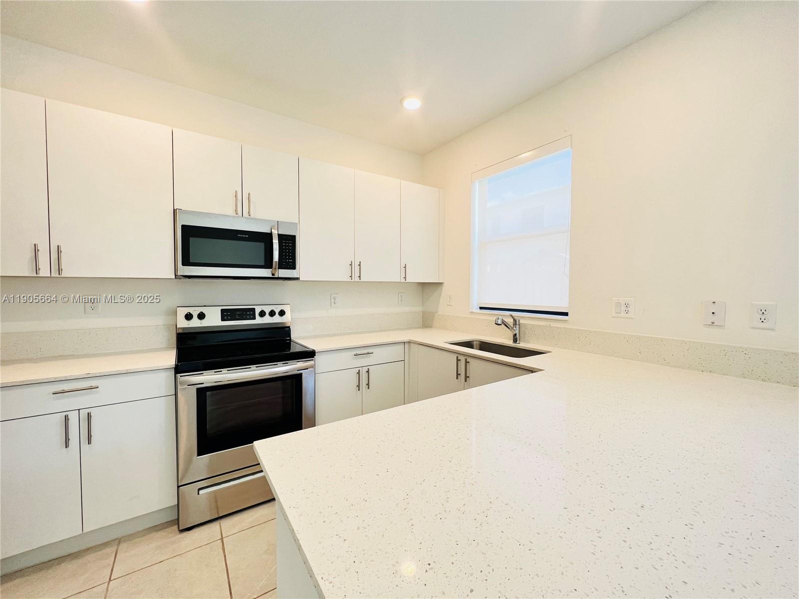 PINE ISLE - Residential Lease