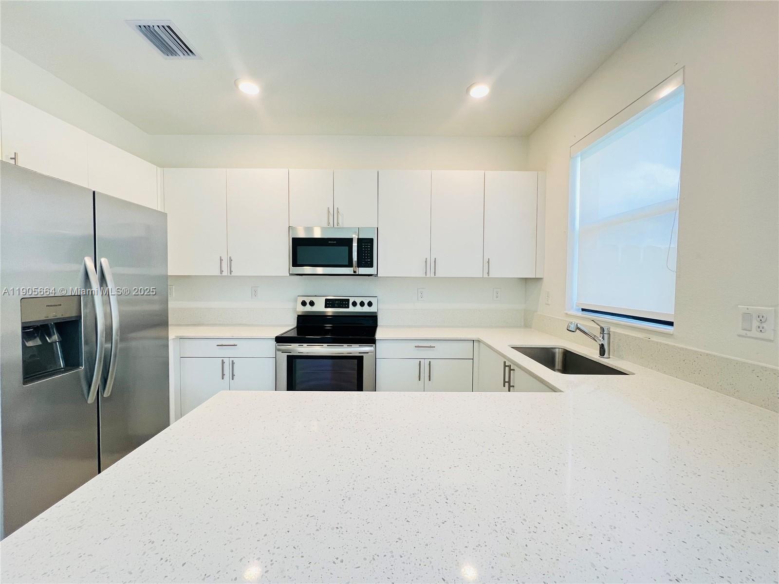 PINE ISLE - Residential Lease