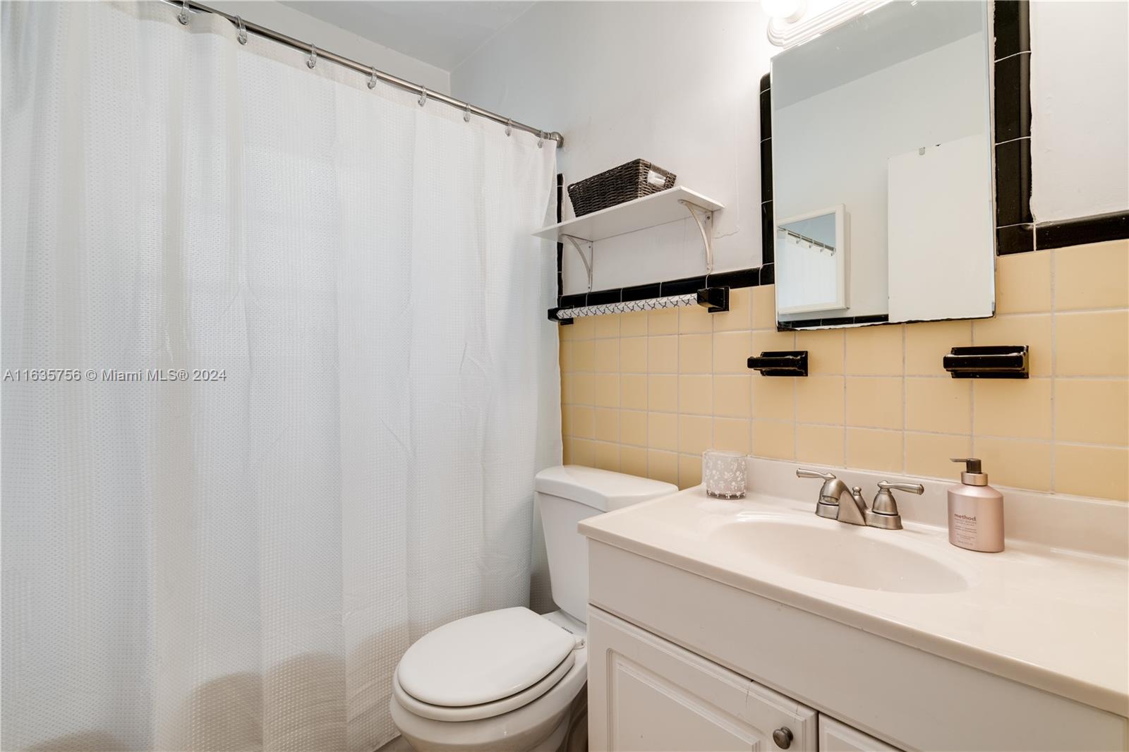 C GAB DOUGLAS SEC - Residential Lease