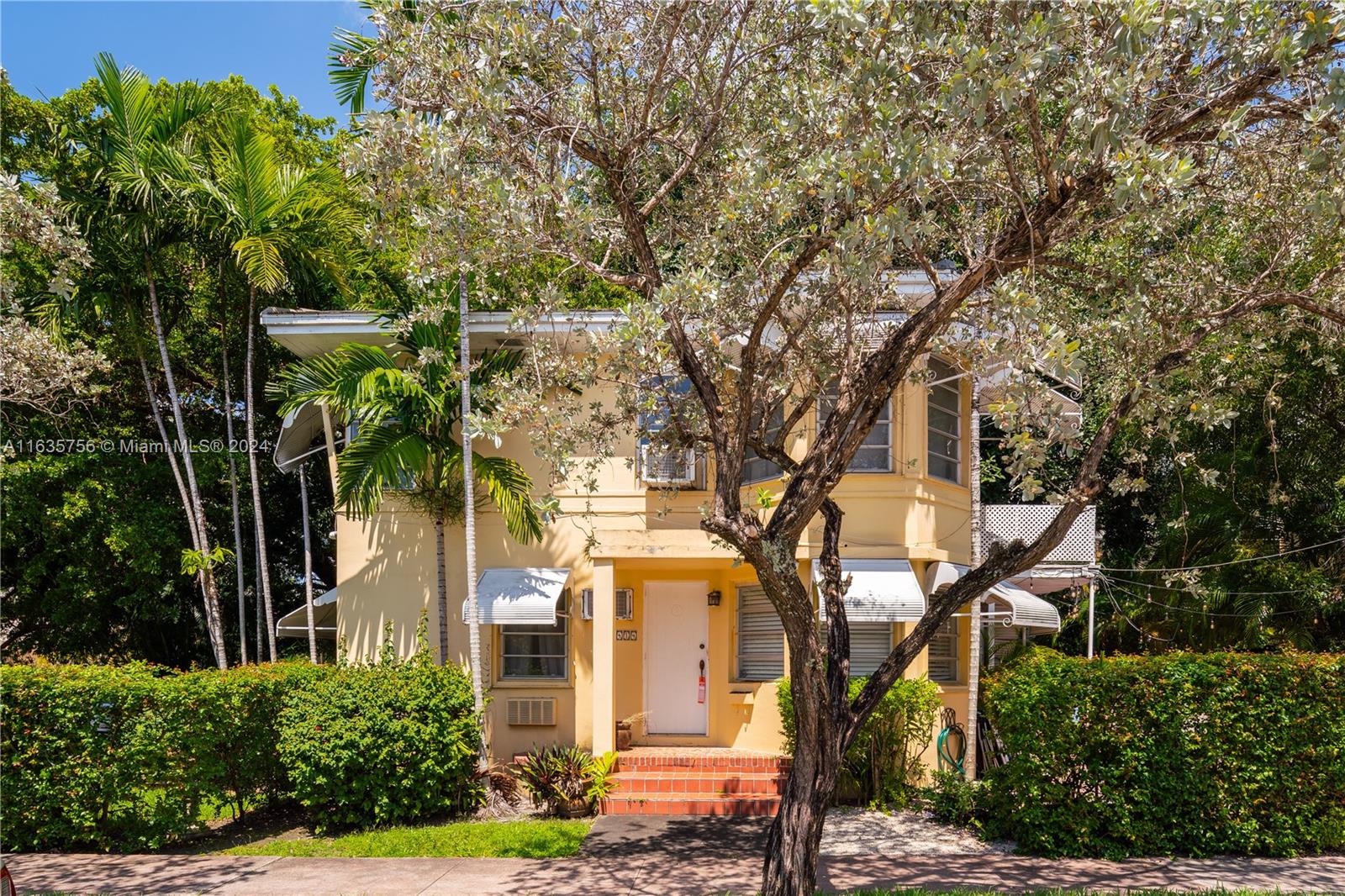 C GAB DOUGLAS SEC - Residential Lease