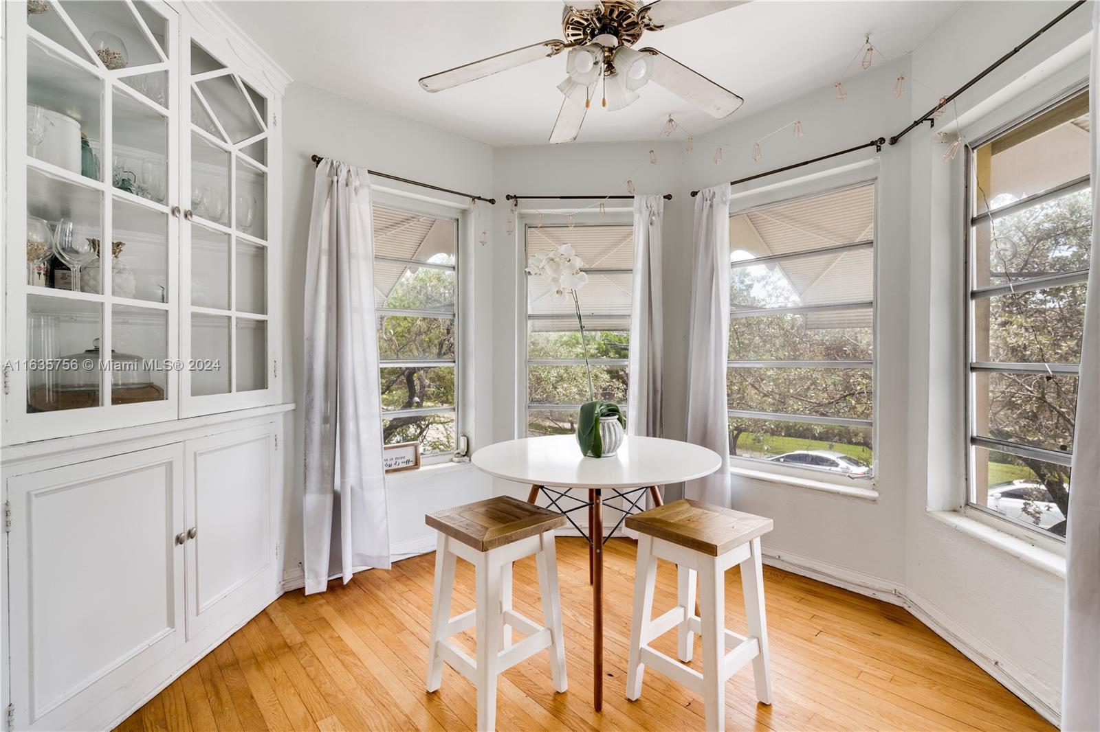 C GAB DOUGLAS SEC - Residential Lease