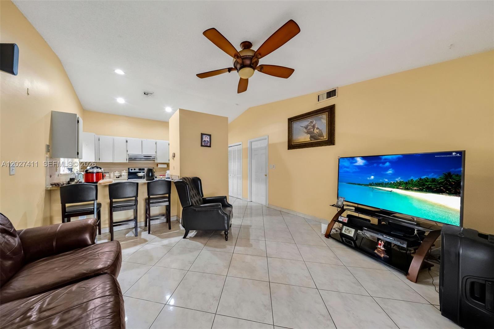 THE CEDARS OF KENDALL - Residential