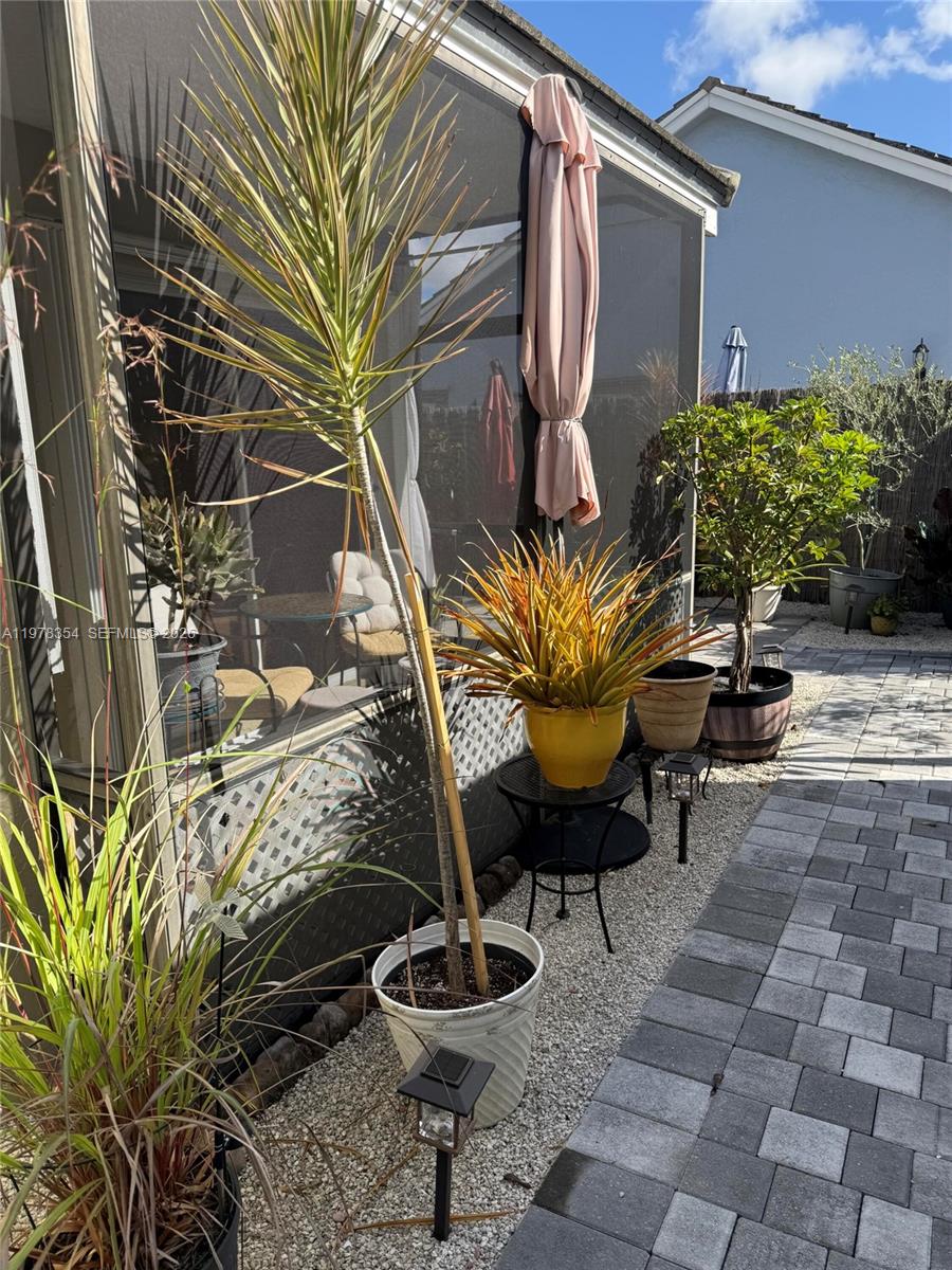 FOREST RIDGE CLUSTER HOME - Residential Lease