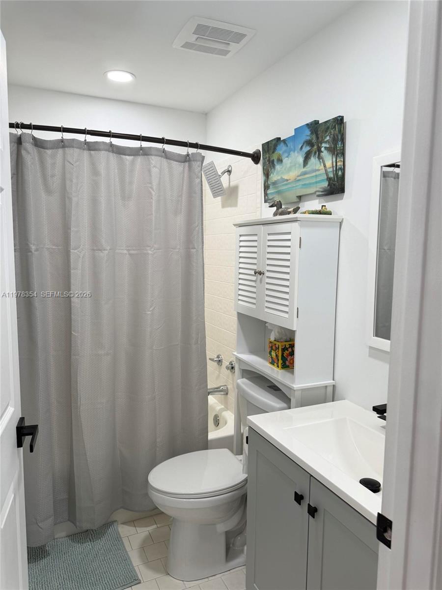 FOREST RIDGE CLUSTER HOME - Residential Lease