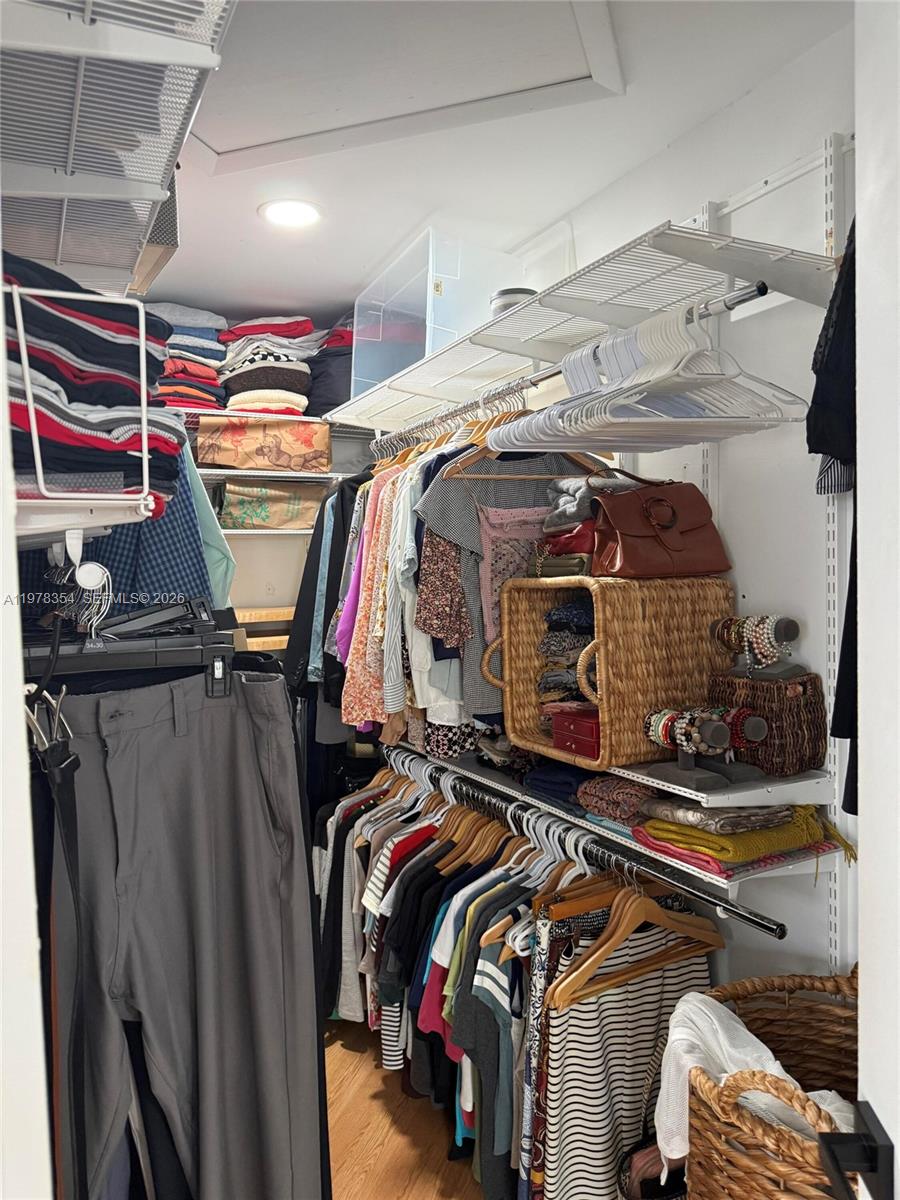 FOREST RIDGE CLUSTER HOME - Residential Lease