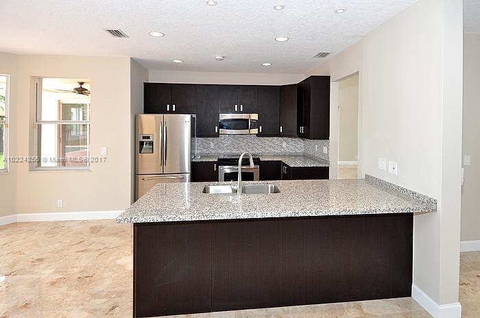 Grand Oaks - Residential