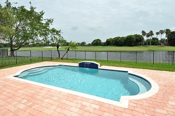 Grand Oaks - Residential