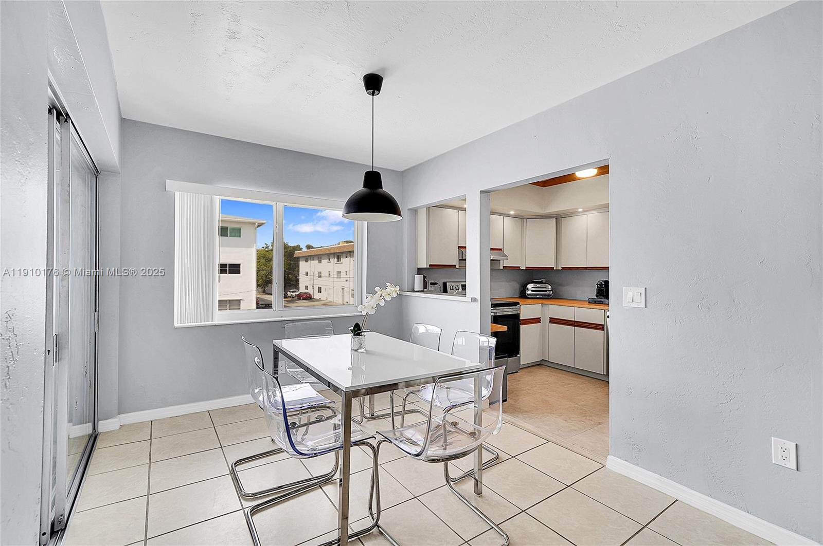 DIPLOMAT GARDEN CO-OP - Residential