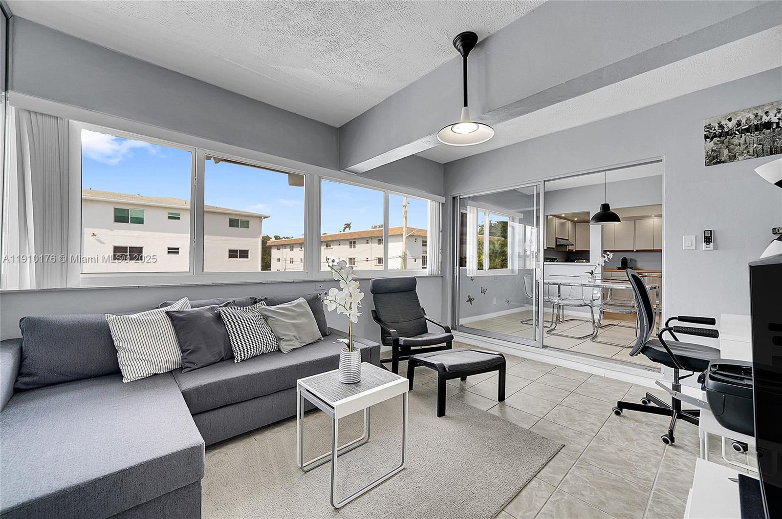 DIPLOMAT GARDEN CO-OP - Residential