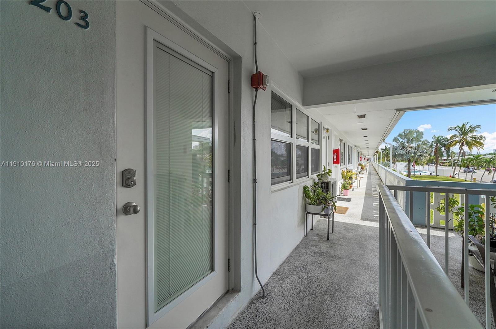 DIPLOMAT GARDEN CO-OP - Residential