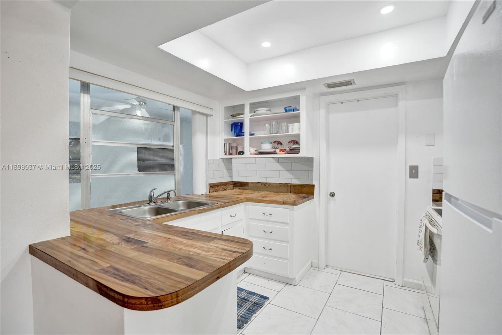 MAINLANDS OF TAMARAC LAKES - Residential