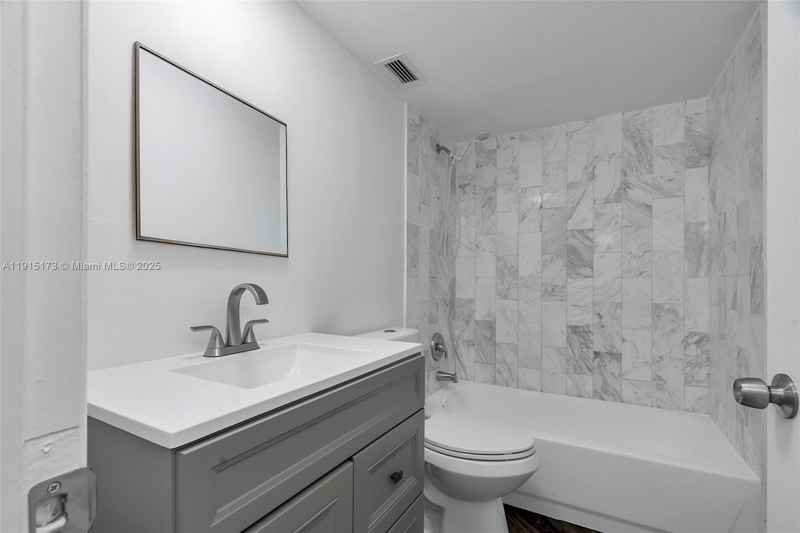 FOUR AMBASSADORS CONDO PH - Residential