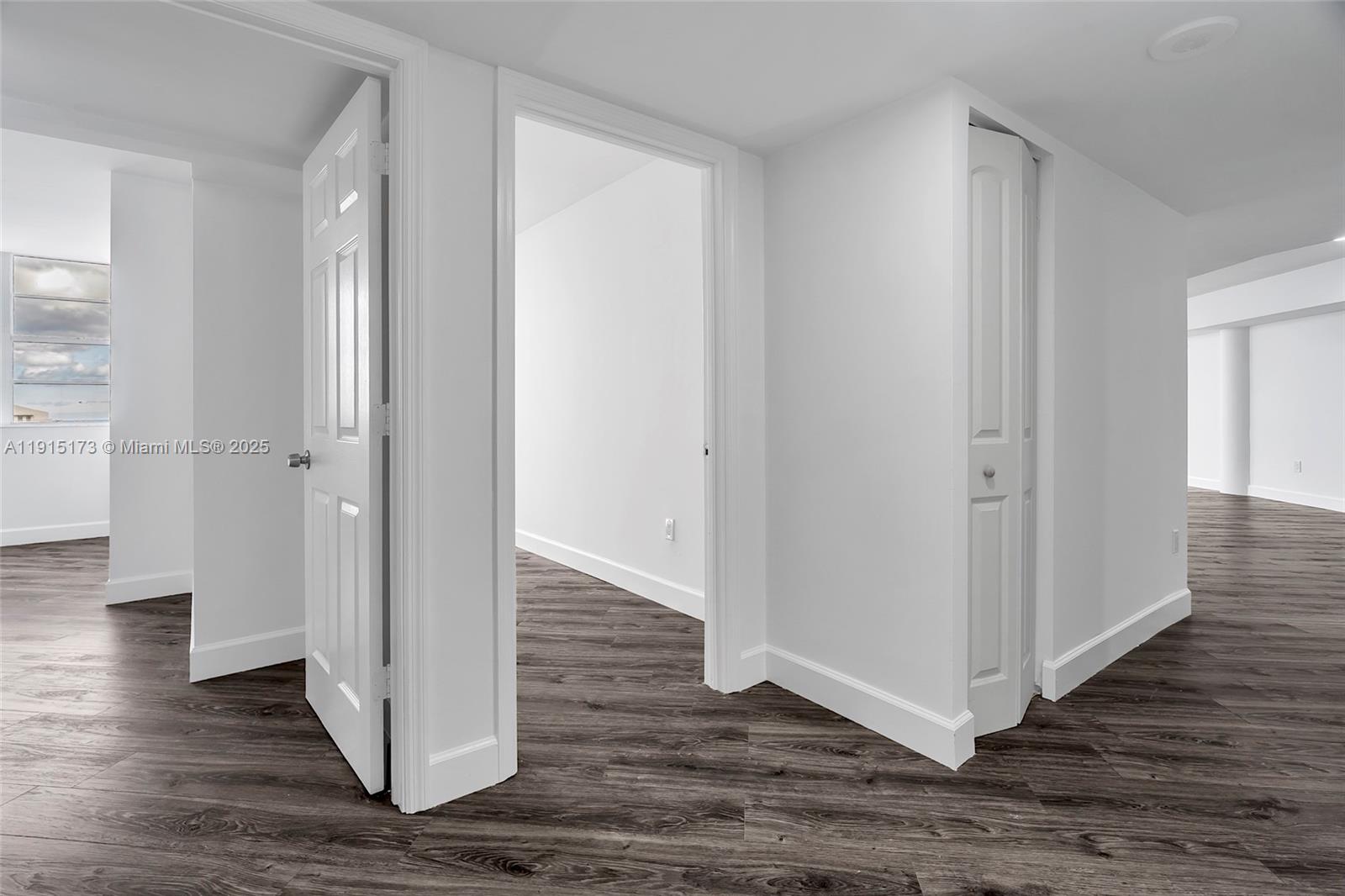 FOUR AMBASSADORS CONDO PH - Residential