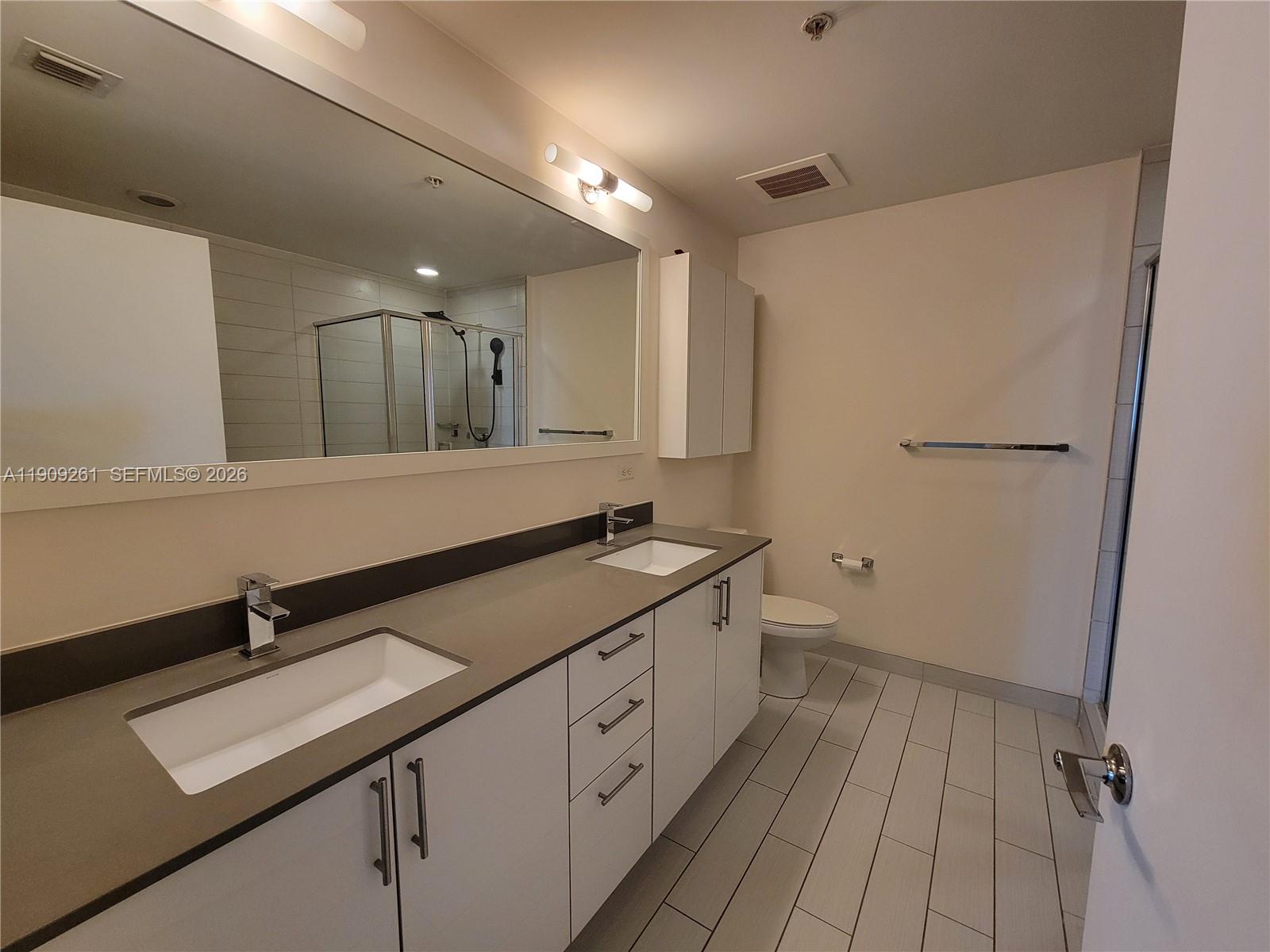 NINE AT MARY BRICKELL VILL - Residential