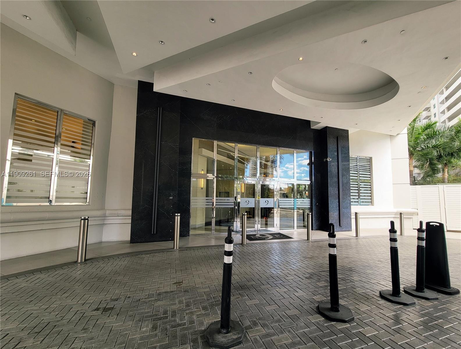 NINE AT MARY BRICKELL VILL - Residential