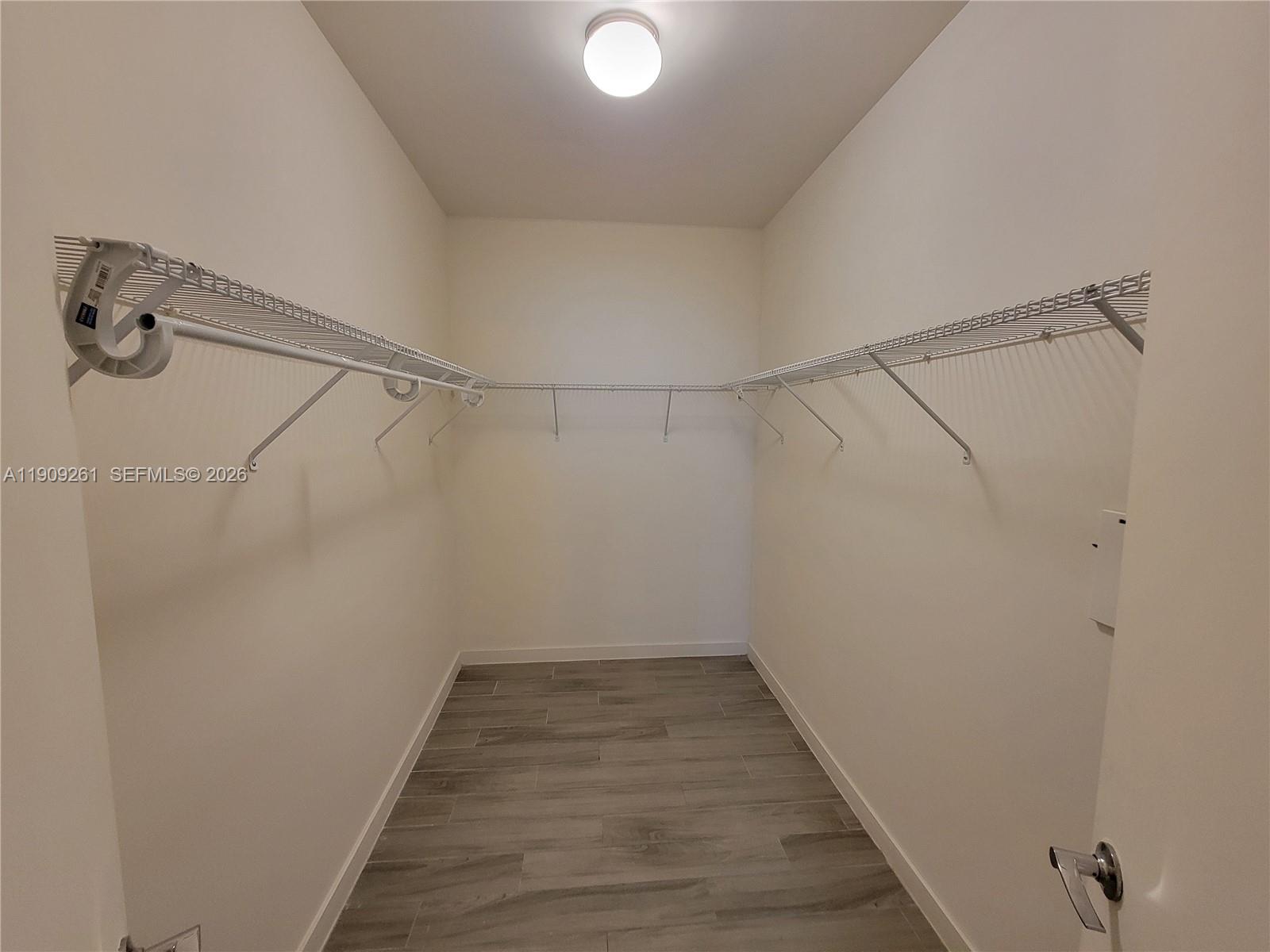 NINE AT MARY BRICKELL VILL - Residential