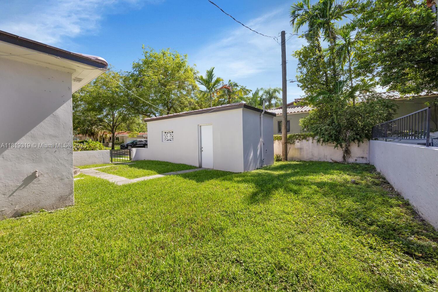 CORAL GABLES GRANADA SEC - Residential