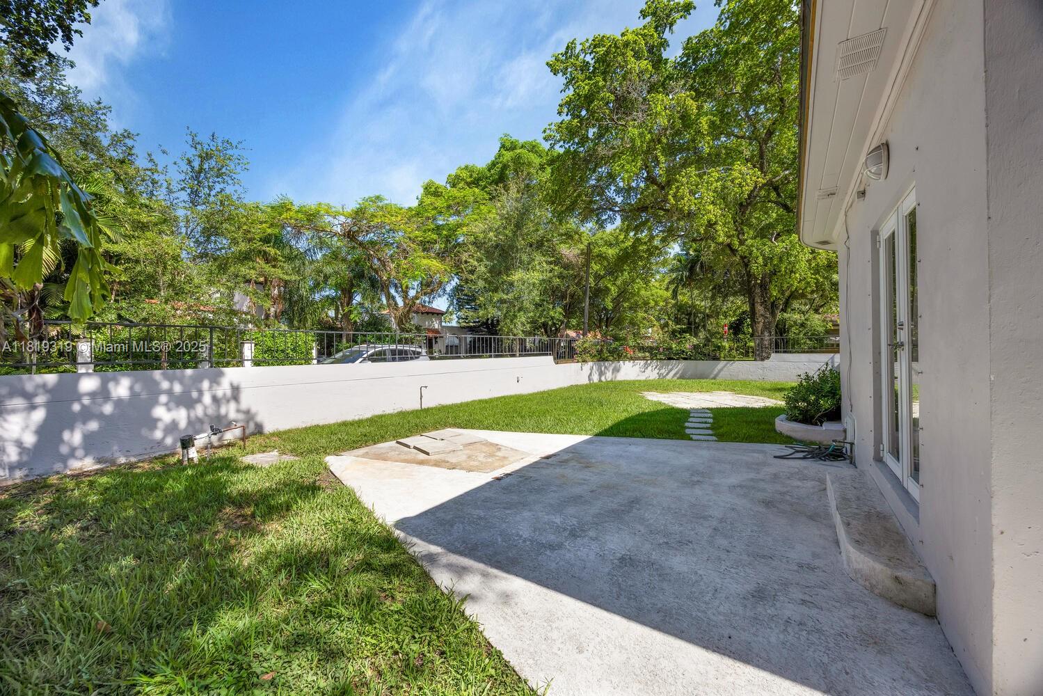 CORAL GABLES GRANADA SEC - Residential