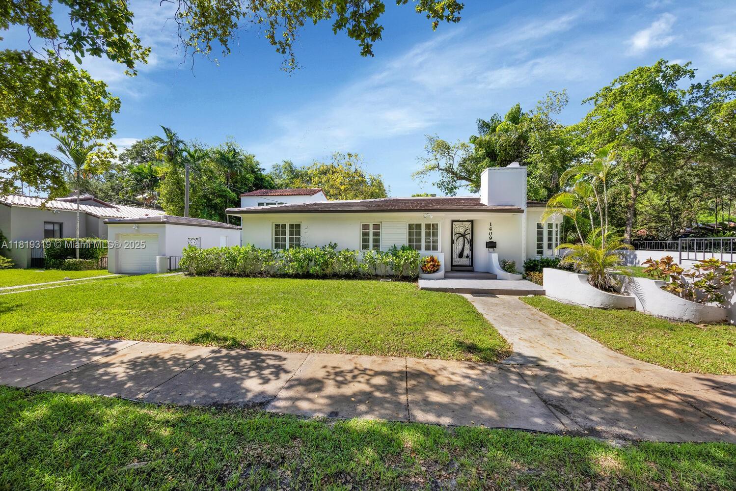 1409 Medina Ave, Coral Gables, Broward County, Florida - 2 Bedrooms  
2 Bathrooms - 