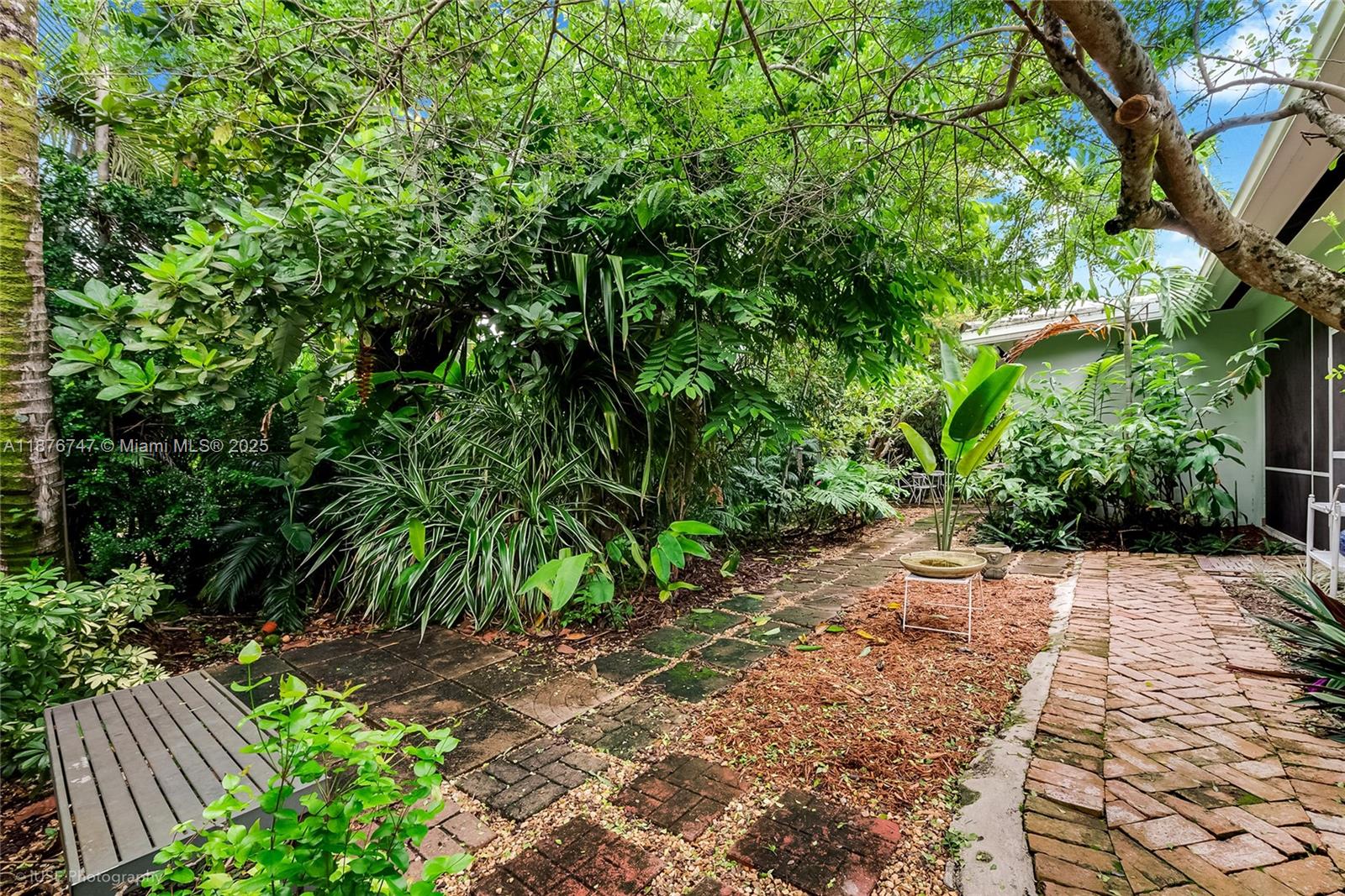 TAMIAMI PLACE PLAN 2 - Residential