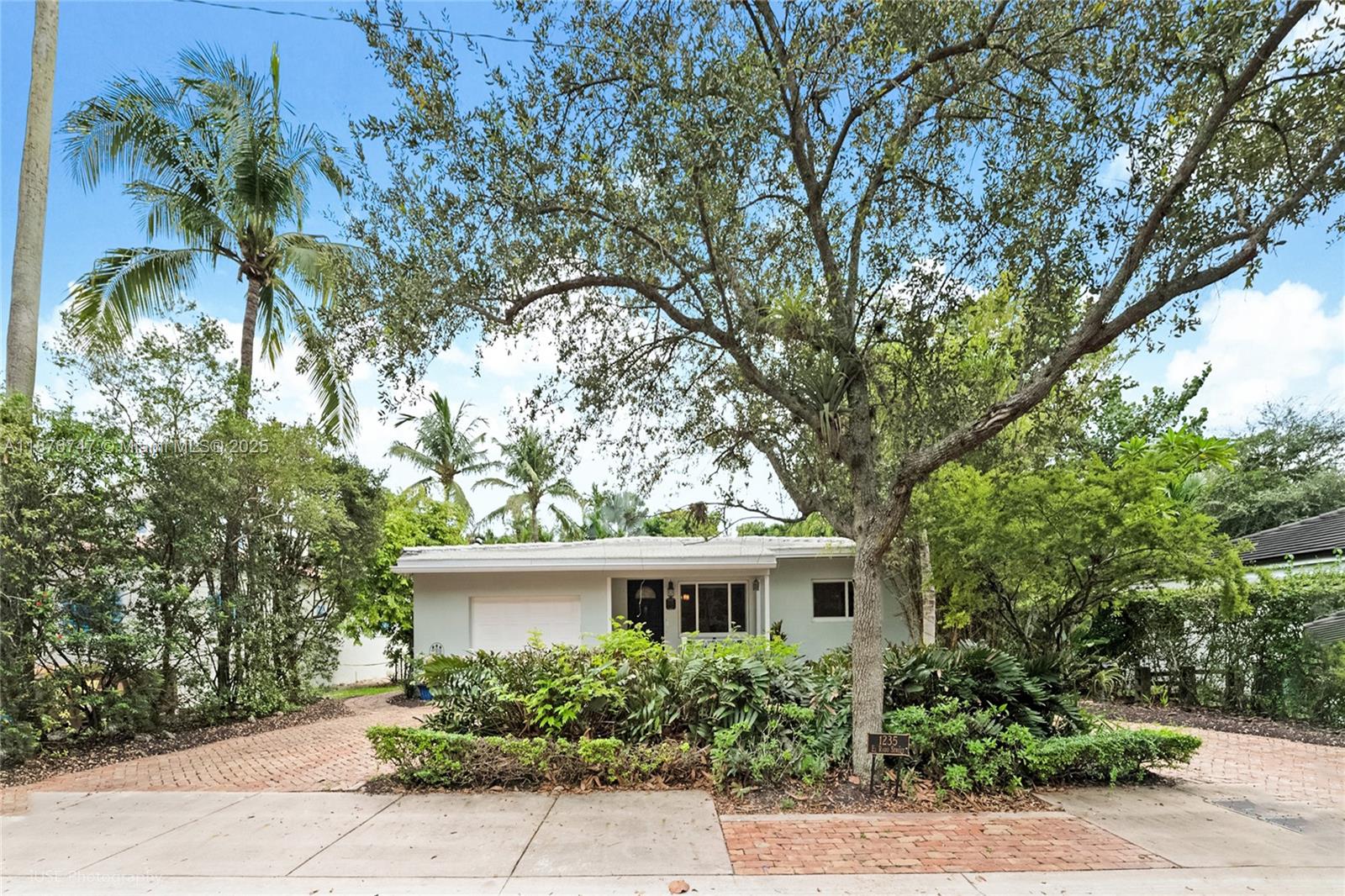 TAMIAMI PLACE PLAN 2 - Residential