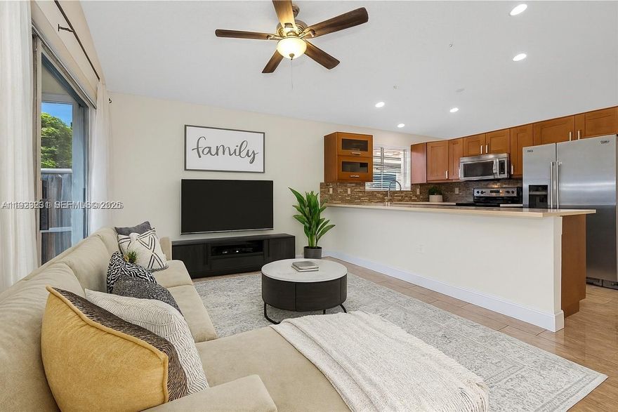 **Welcome to Turtle Run!**
This charming canal-front home in the heart of Weston is **available now** and features 3 bedrooms, 2 bathrooms, and a 1-car garage. Enjoy a modern kitchen with stainless steel appliances and granite countertops, tile flooring in the main living areas, and laminate floors in all bedrooms. Both bathrooms are beautifully renovated, making this home completely move-in ready.
Ideally located near Weston's top-rated schools, Turtle Run is perfect for families. Residents also enjoy access to the Bonaventure Town Center Club, offering a gym, Olympic-size pool, tennis, racquetball, bowling.