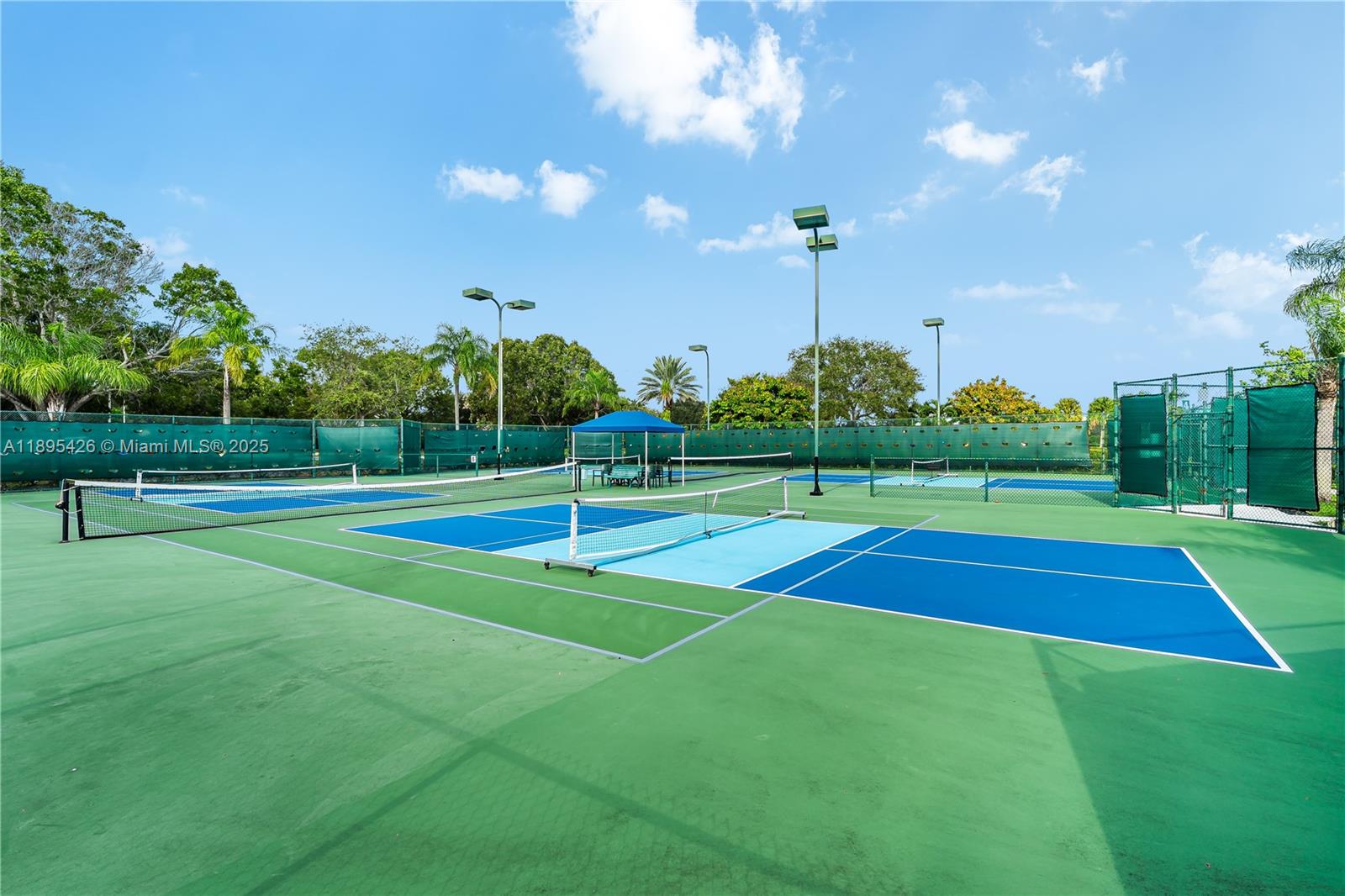 PEMBROKE FALLS - Residential Lease