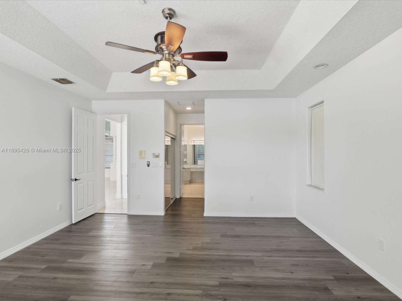 PEMBROKE FALLS - Residential Lease