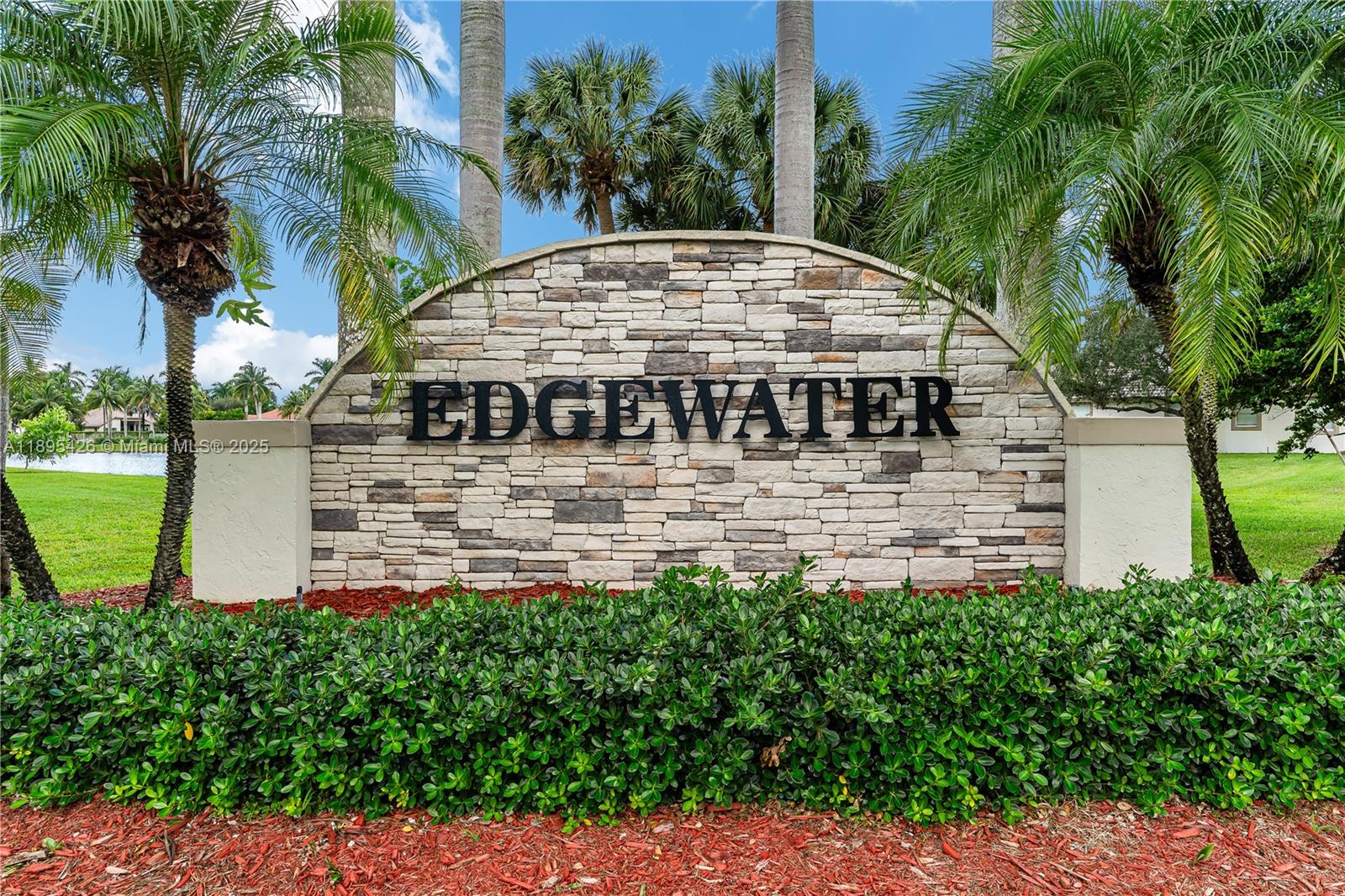 PEMBROKE FALLS - Residential Lease