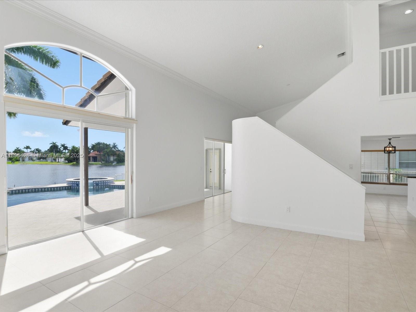 PEMBROKE FALLS - Residential Lease