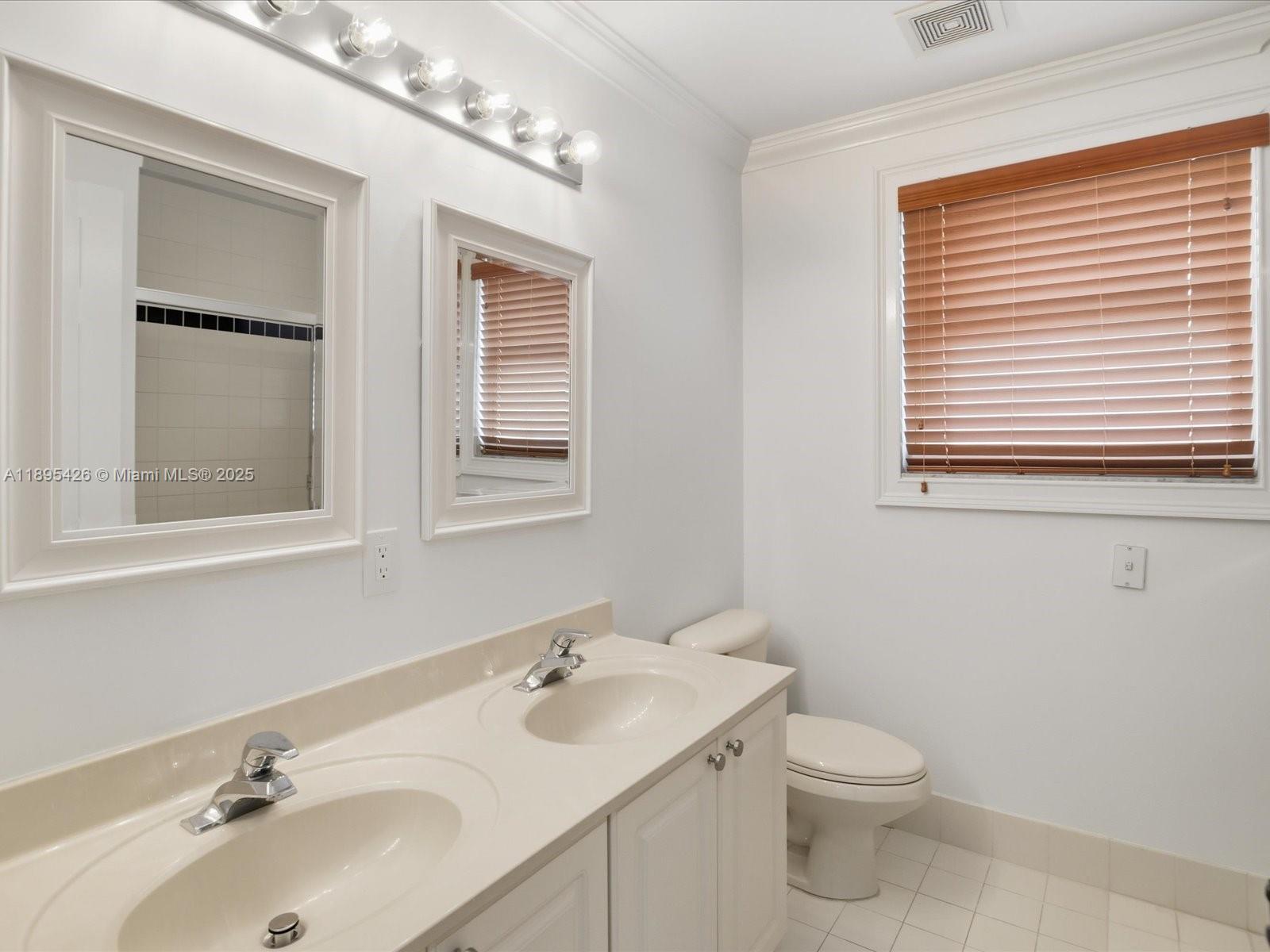 PEMBROKE FALLS - Residential Lease