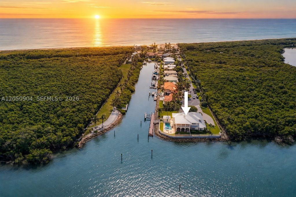 Photo of 4105 NE Rigels Cove Way, Jensen Beach, FL 34957 (MLS # A12050904)