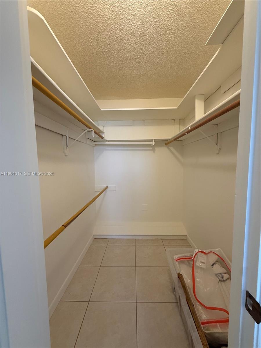 SUNRISE LAKES 88 CONDO - Residential