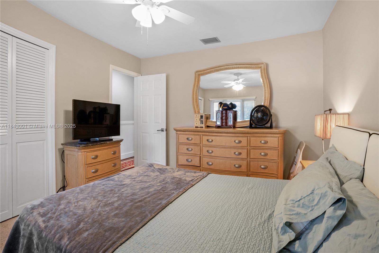 JACARANDA VILLAS - Residential