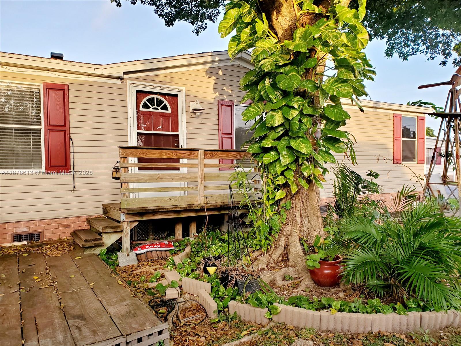 COCOWALK ESTATES - Residential