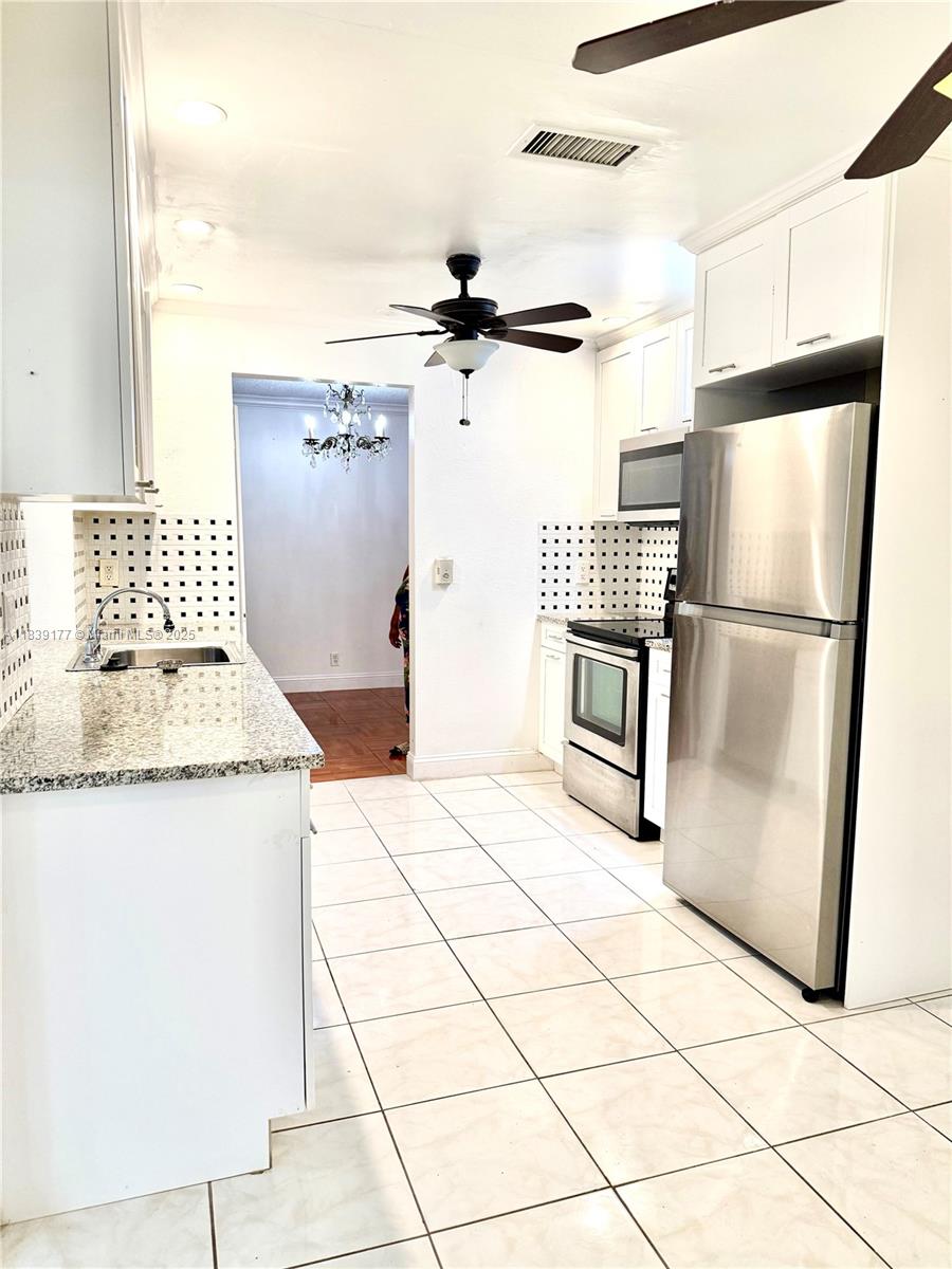 PARADISE GARDENS SEC 4 - Residential Lease