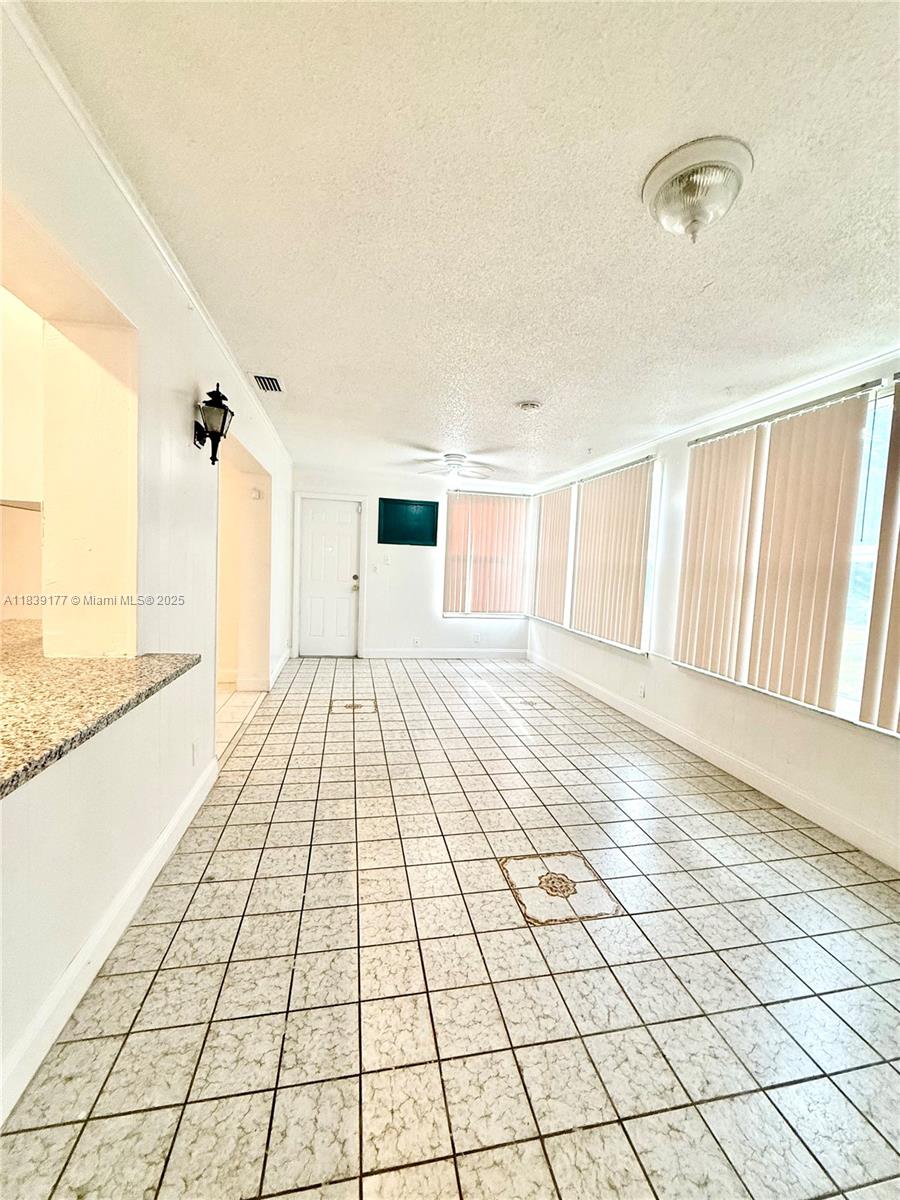 PARADISE GARDENS SEC 4 - Residential Lease