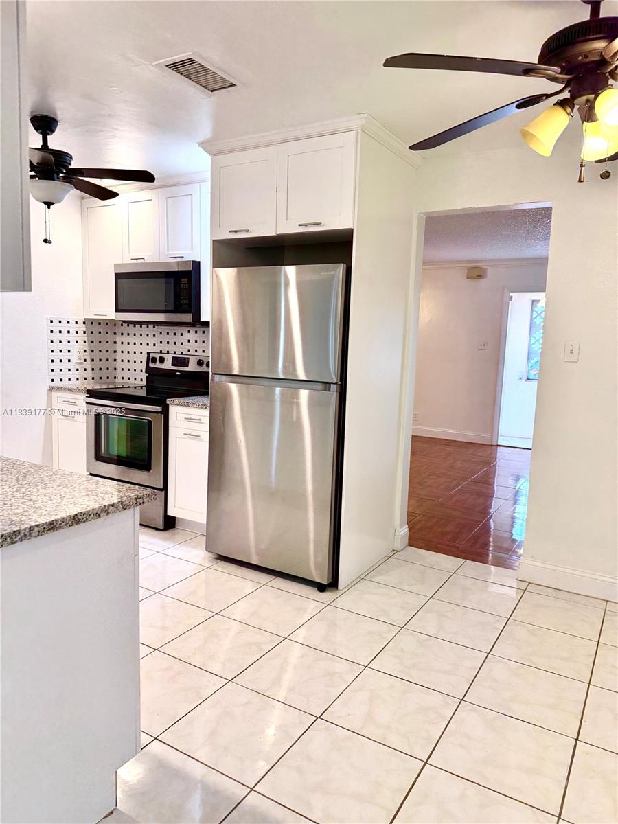 PARADISE GARDENS SEC 4 - Residential Lease