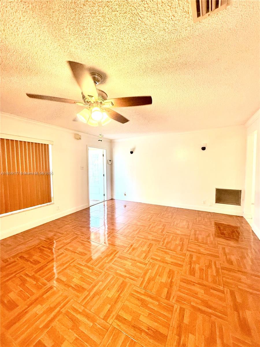 PARADISE GARDENS SEC 4 - Residential Lease