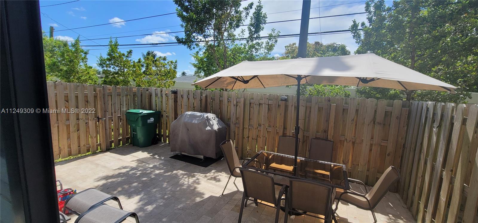 VIA VENTURA NEIGHBORHOOD - Residential