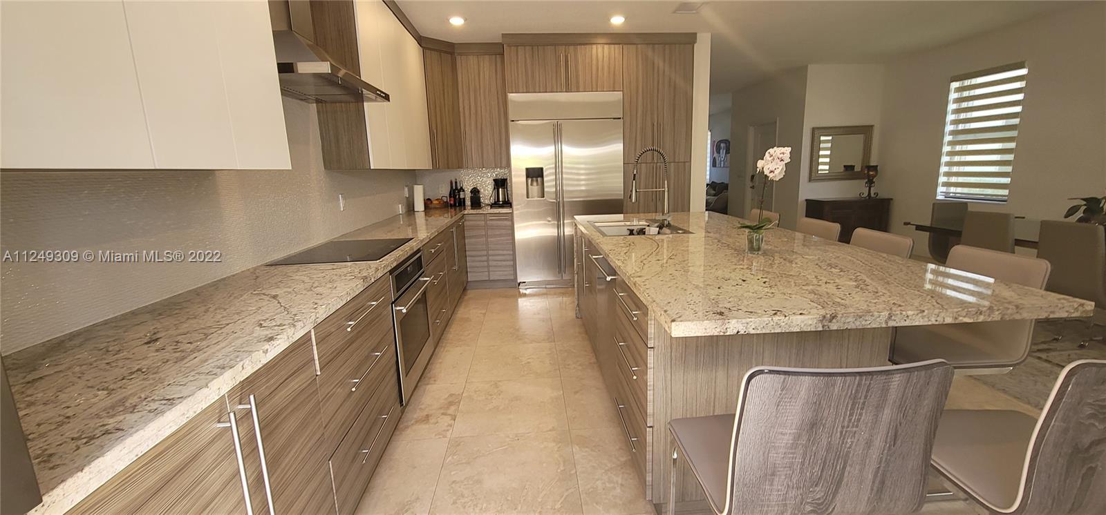 VIA VENTURA NEIGHBORHOOD - Residential