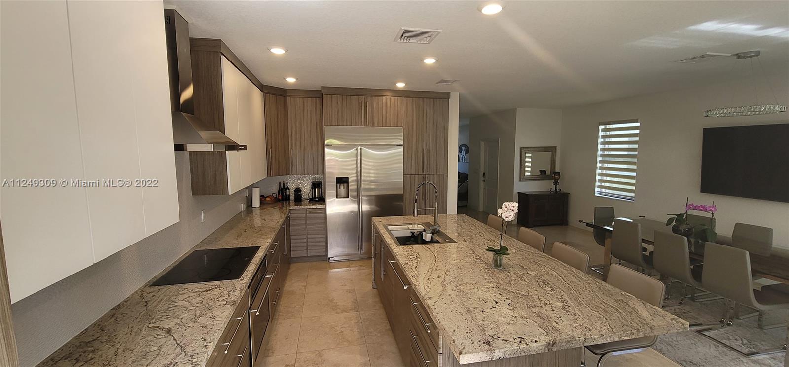 VIA VENTURA NEIGHBORHOOD - Residential