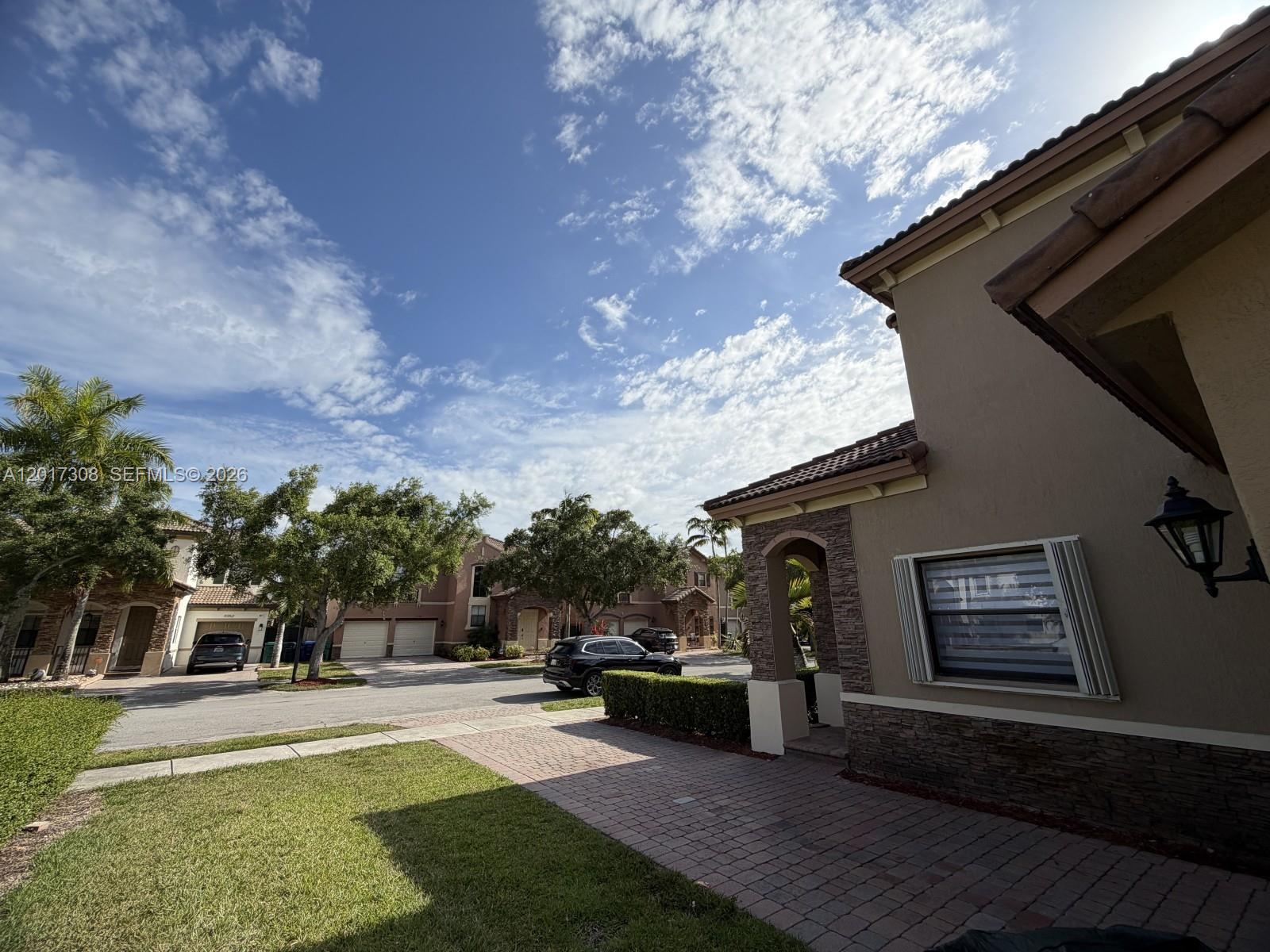 SILVER PALM EAST SEC ONE - Residential