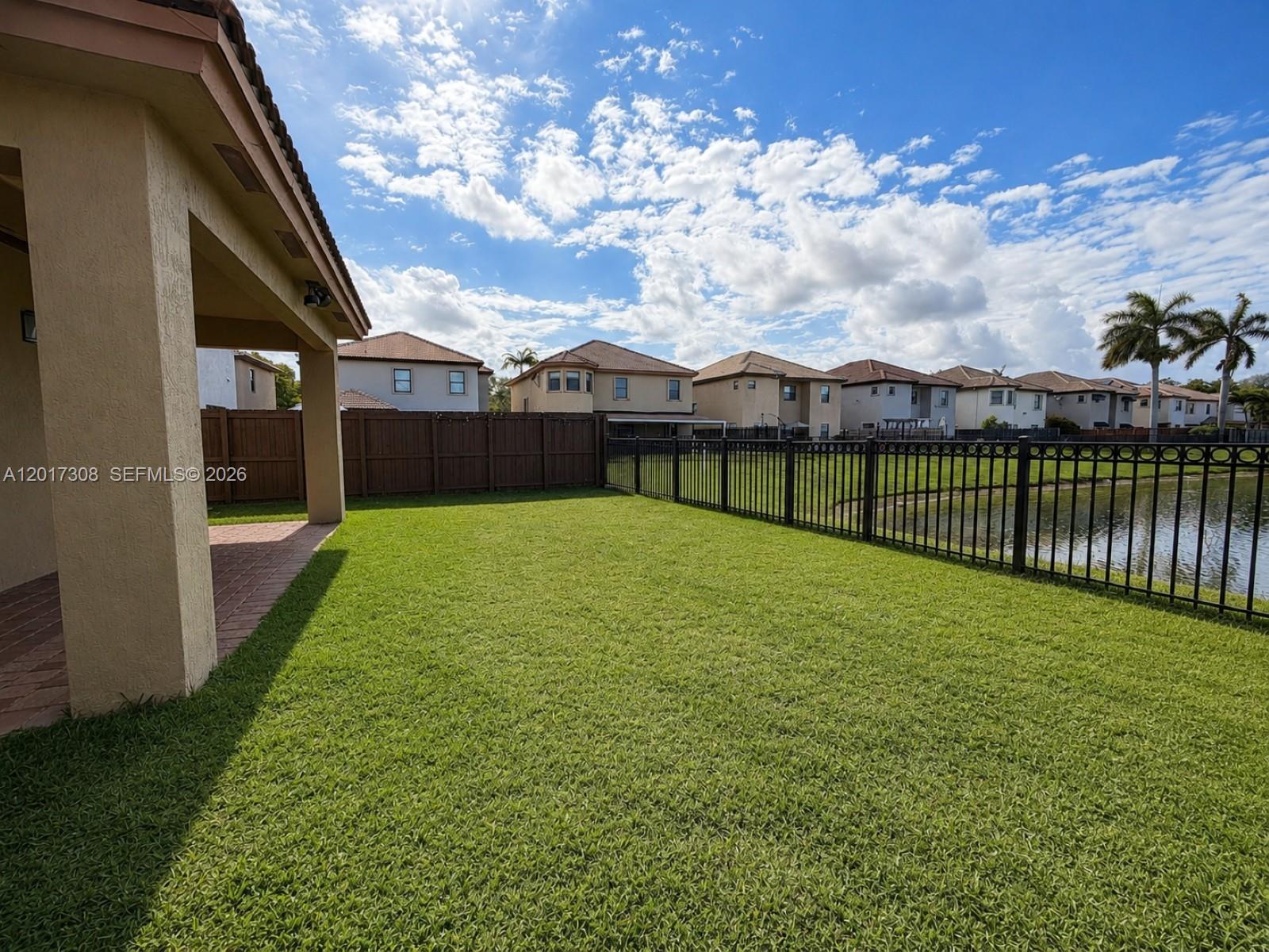 SILVER PALM EAST SEC ONE - Residential