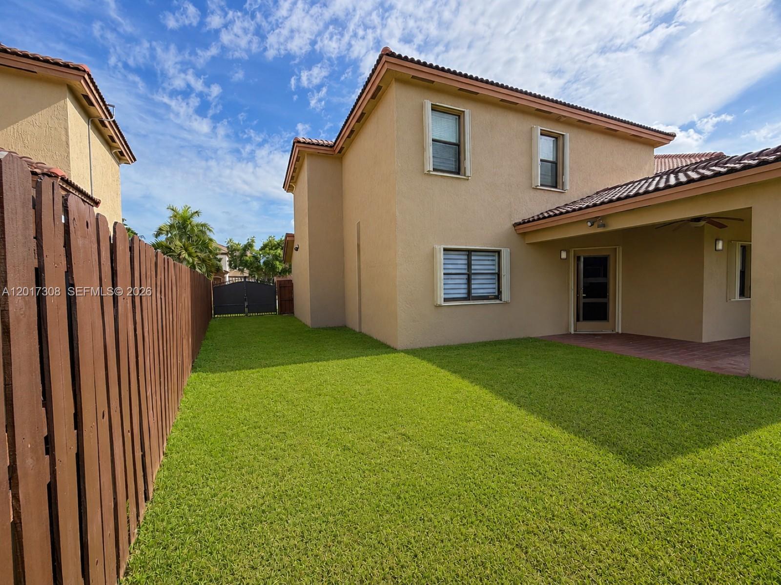 SILVER PALM EAST SEC ONE - Residential