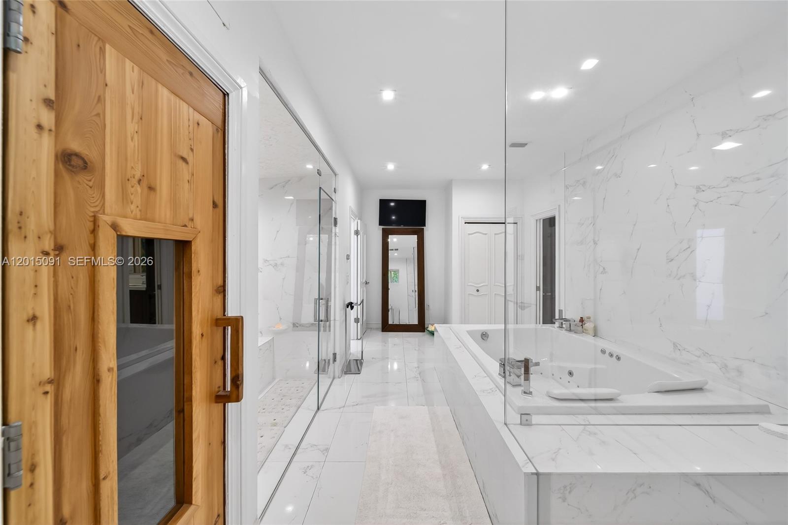 DOMUS ONE - Residential