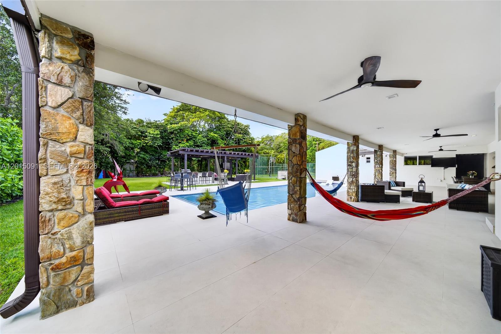DOMUS ONE - Residential