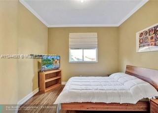 THUNDERBIRD PARK - Residential Lease