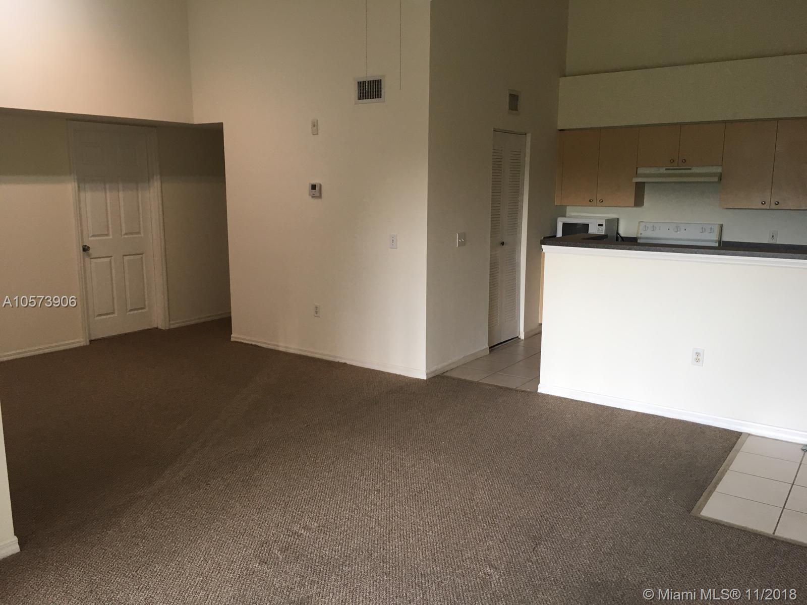 EMERALD ISLE AT LAGUNA LA - Residential Lease