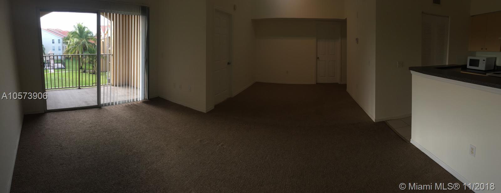 EMERALD ISLE AT LAGUNA LA - Residential Lease